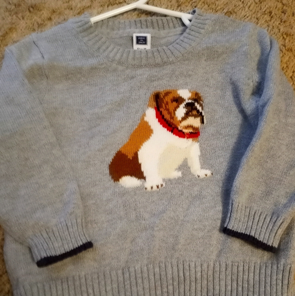 Gray sweater